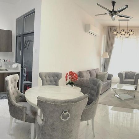 Deena Suite At Troika ,Кота Бару Екстериор снимка