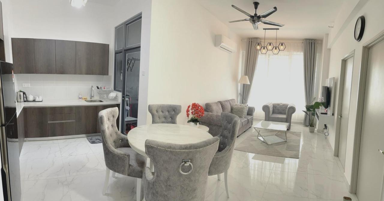 Deena Suite At Troika ,Кота Бару Екстериор снимка